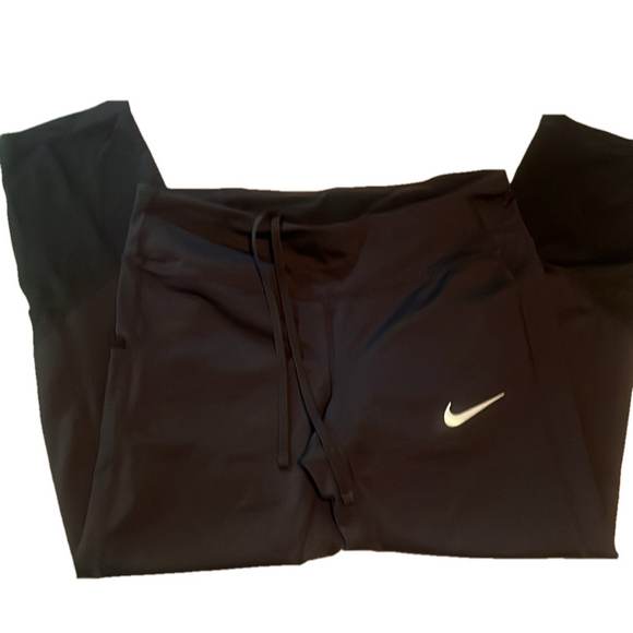 NIKE DRI FIT CROPPED LEGGINGS - Picture 1 of 4
